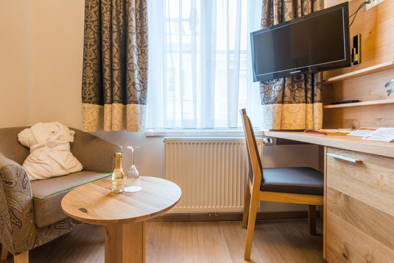 Posthotel Радщат Екстериор снимка