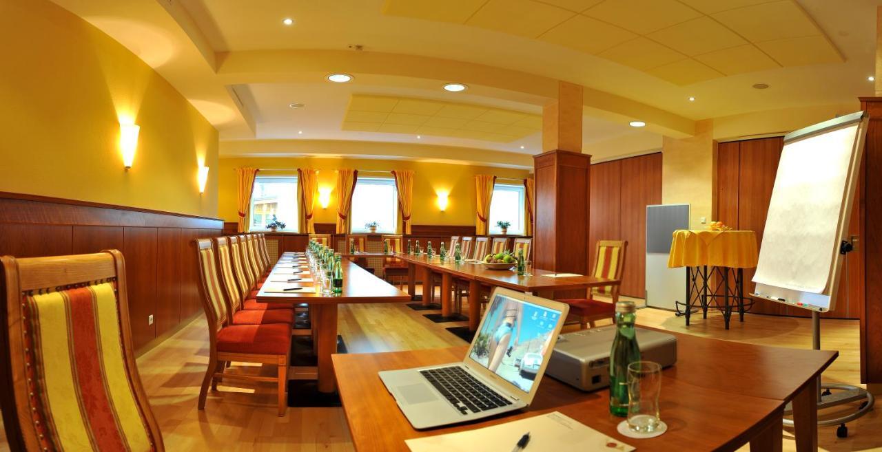 Posthotel Радщат Екстериор снимка